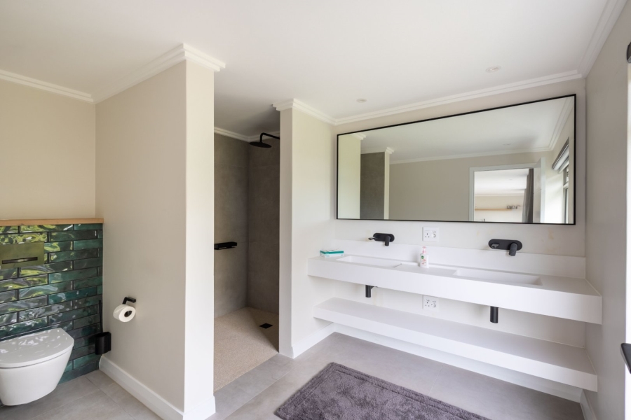 6 Bedroom Property for Sale in Cutty Sark Western Cape